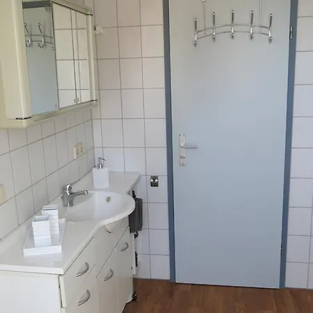 Апартаменты Dachwohnung Mit Terrasse Кассель