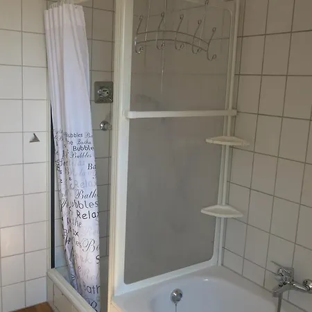 Апартаменты Dachwohnung Mit Terrasse *