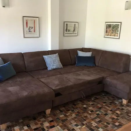Dachwohnung Mit Terrasse